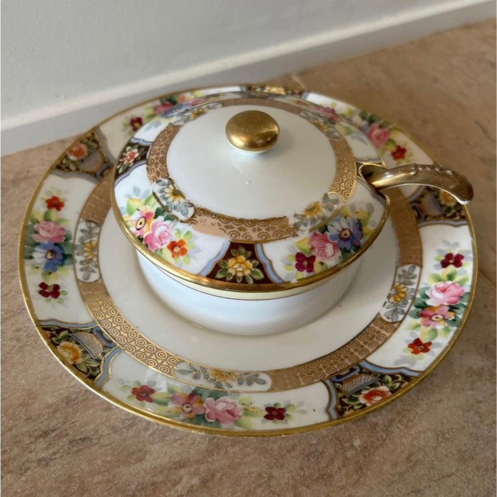 VTG HAND PAINTED Floral Nippon  Covered Dip Bowl with Gold Trim/Accents